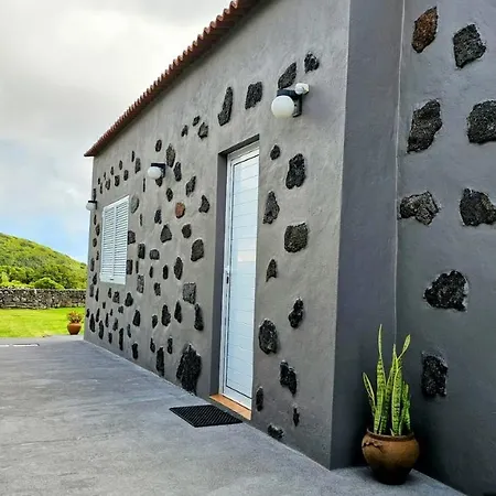 Adega Do Bisavo * Santa Cruz da Graciosa